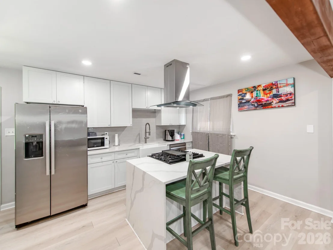 Photo of 4925 Springview Road