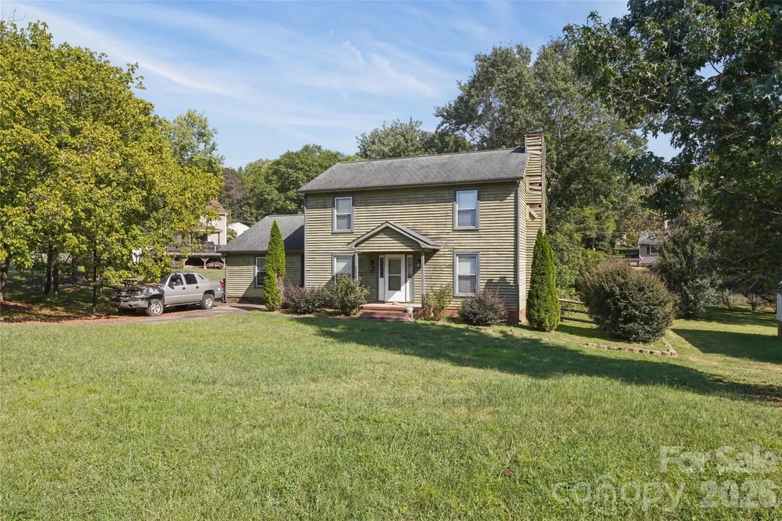 Photo of 204 Hughey Drive