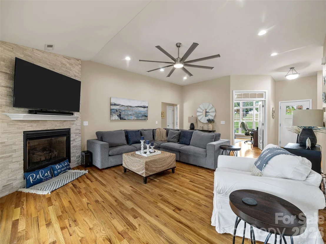Photo of 105 Michelle Drive