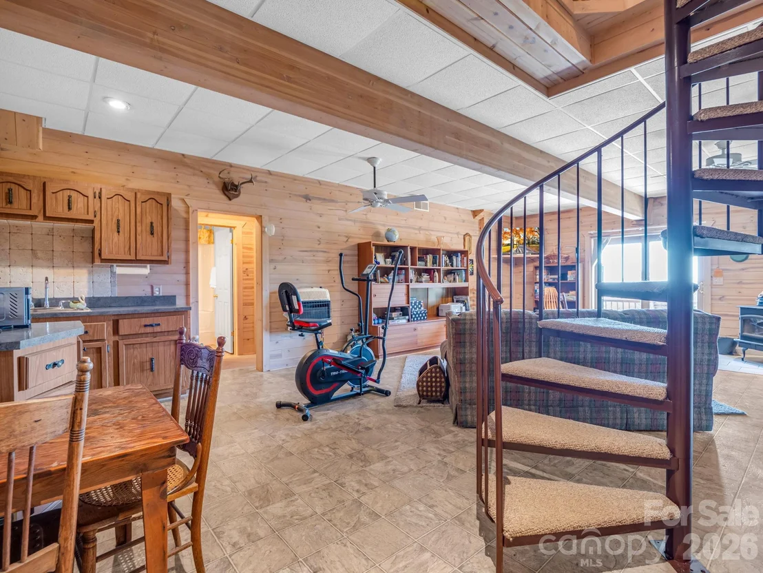 Photo of 762 Valley View Drive