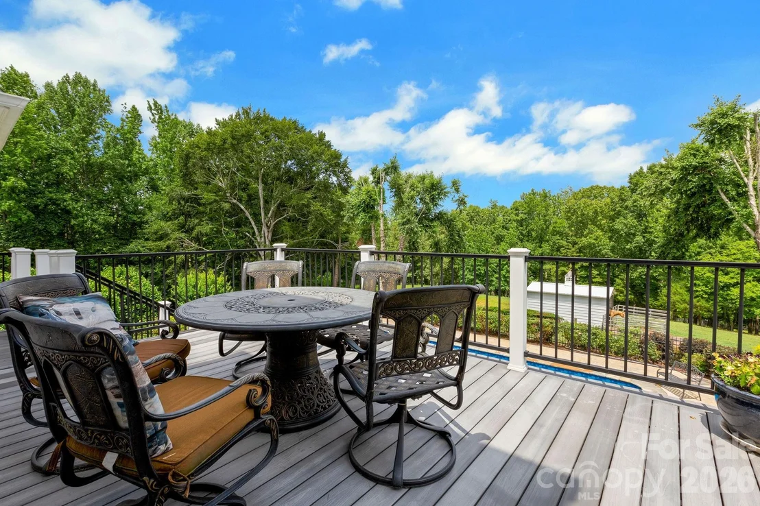 Photo of 340 Harrison Road