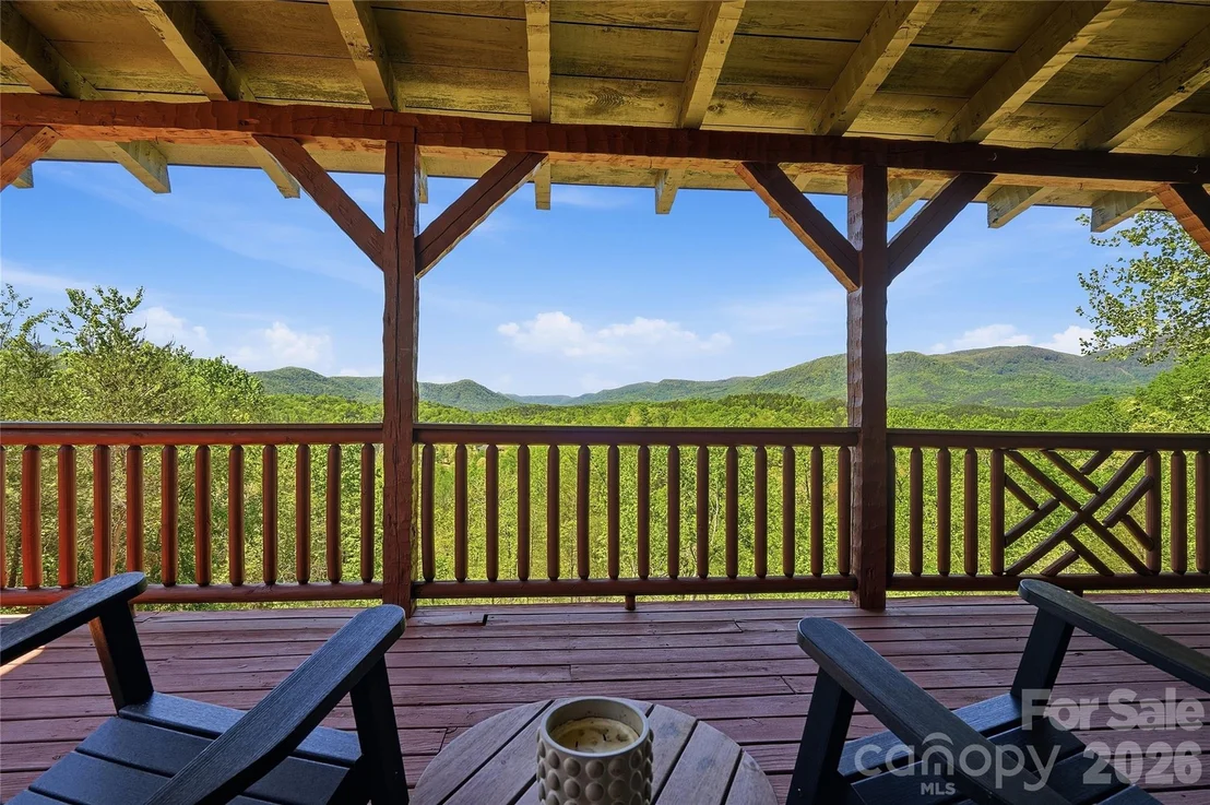 Photo of 723 N Highland Road