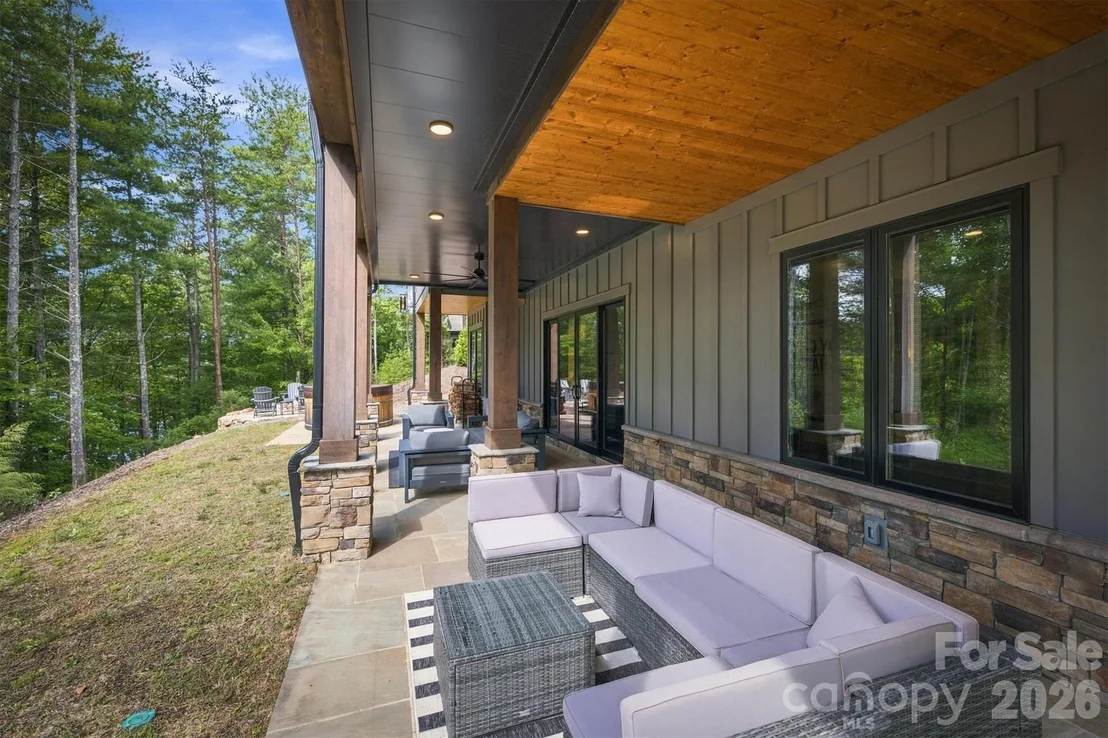 Photo of 155 Otter Waller Drive