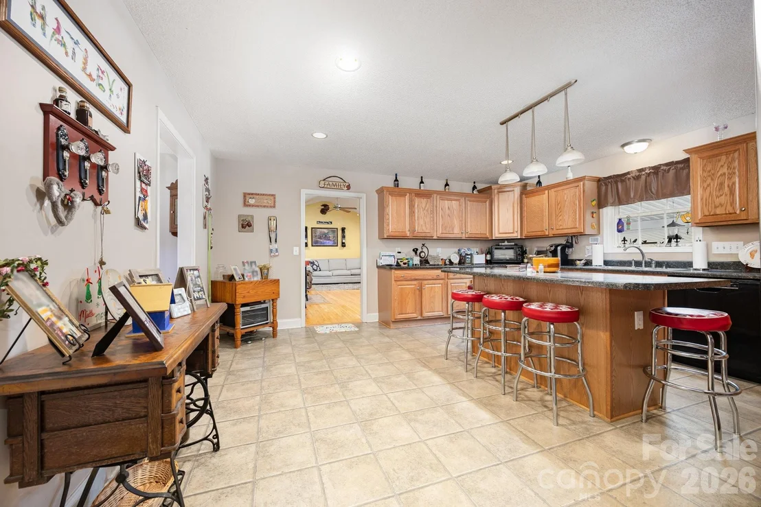 Photo of 715 Candlewick Drive