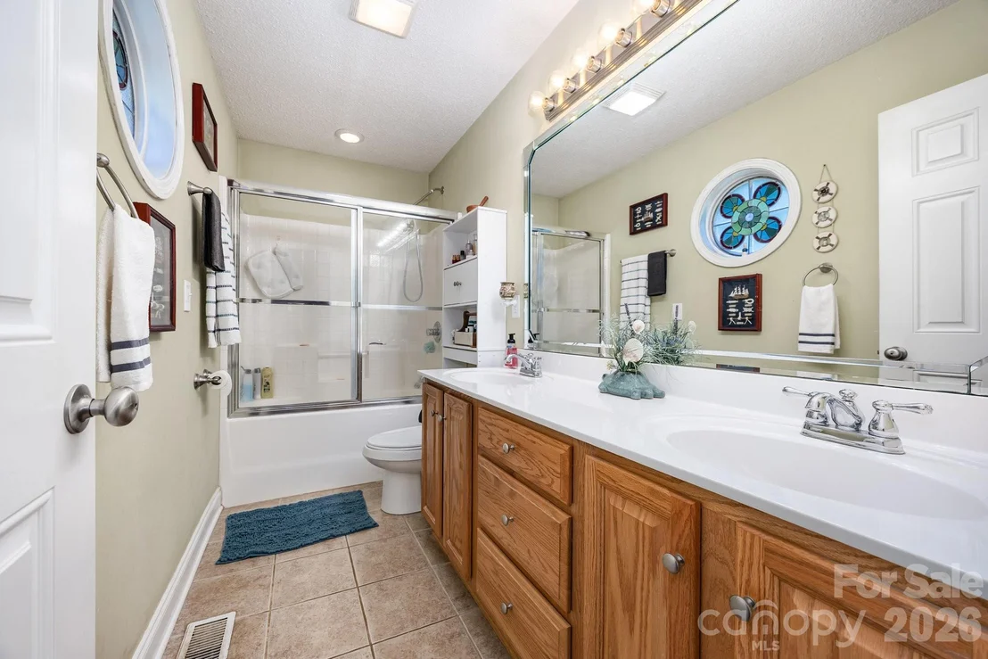 Photo of 715 Candlewick Drive