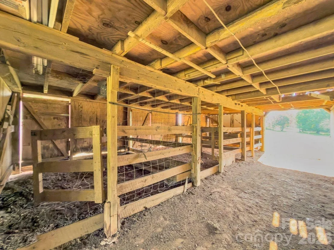 Photo of 244 Chapman Road