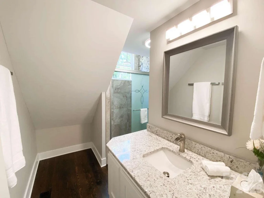 Photo of 141 Carnegie Road