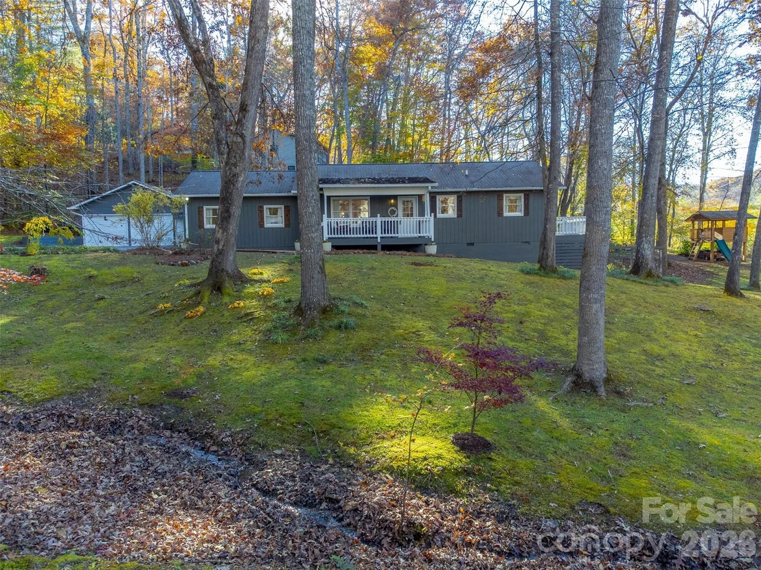 Photo of 115 Indian Trail