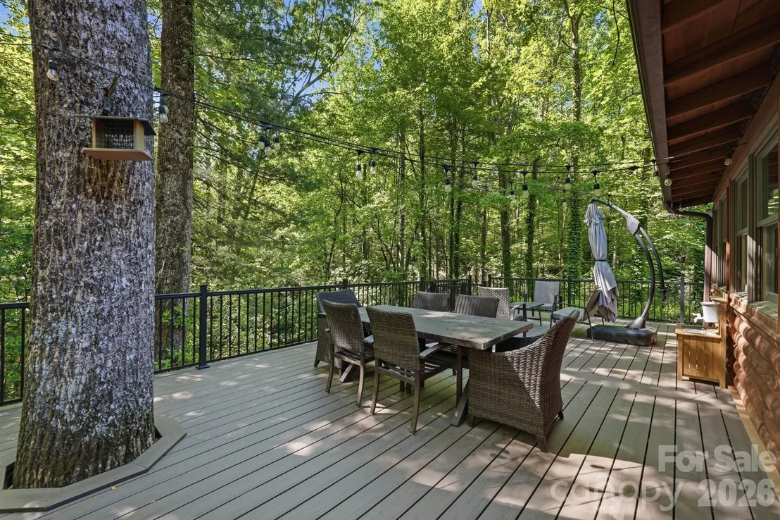 Photo of 16 Shadow Brook Drive