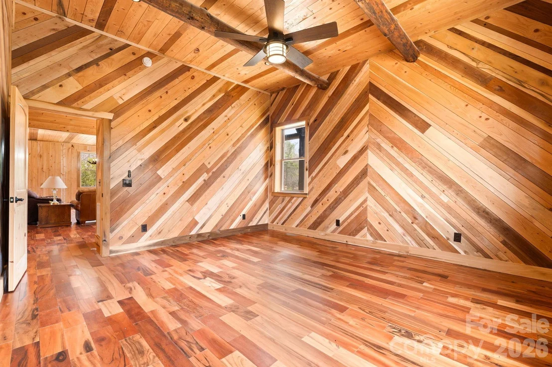 Photo of 449 Hampton Ridge Road