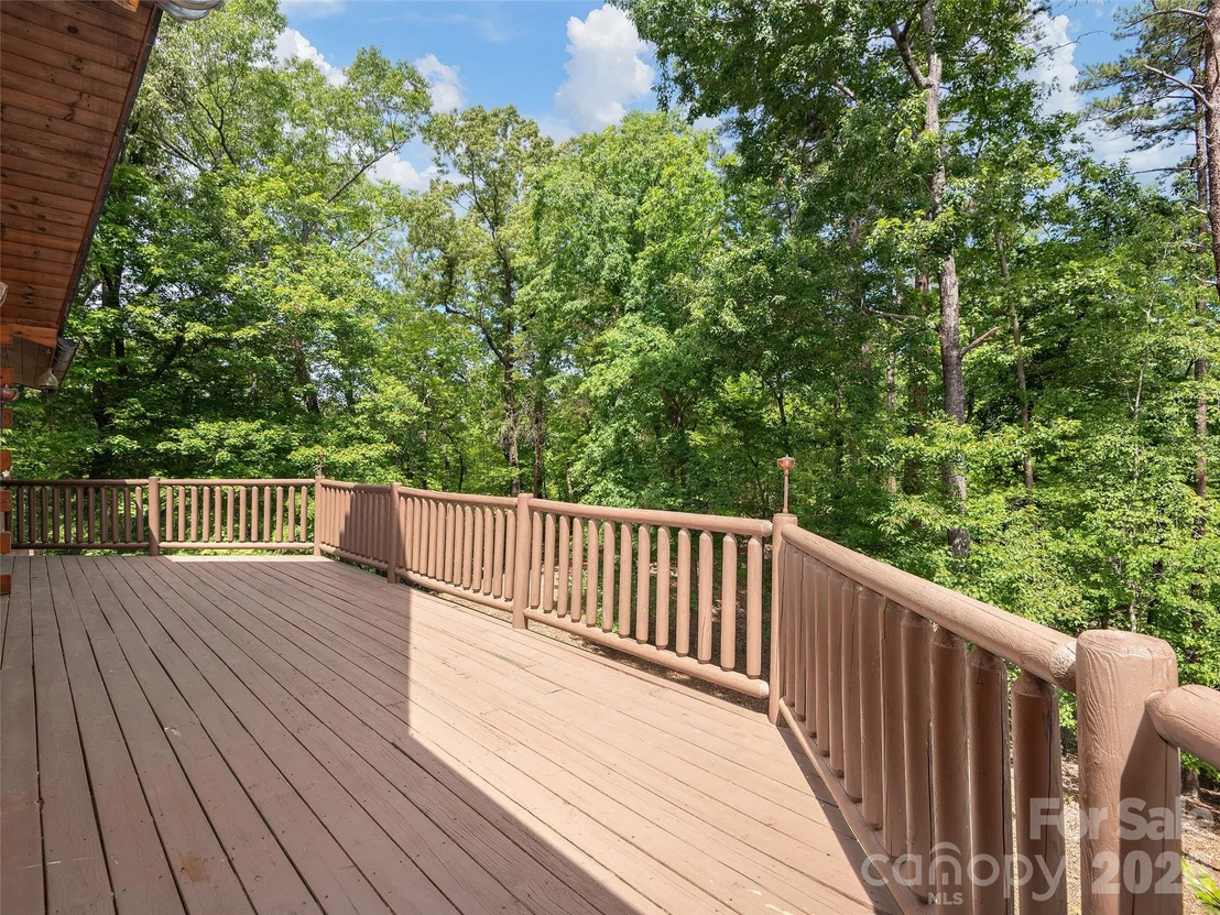 Photo of 413 Green Hills Road