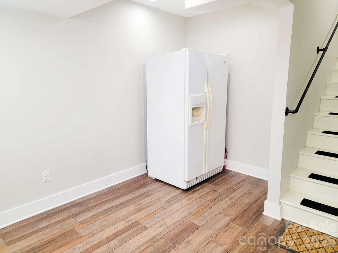 Photo of 141 Carnegie Road