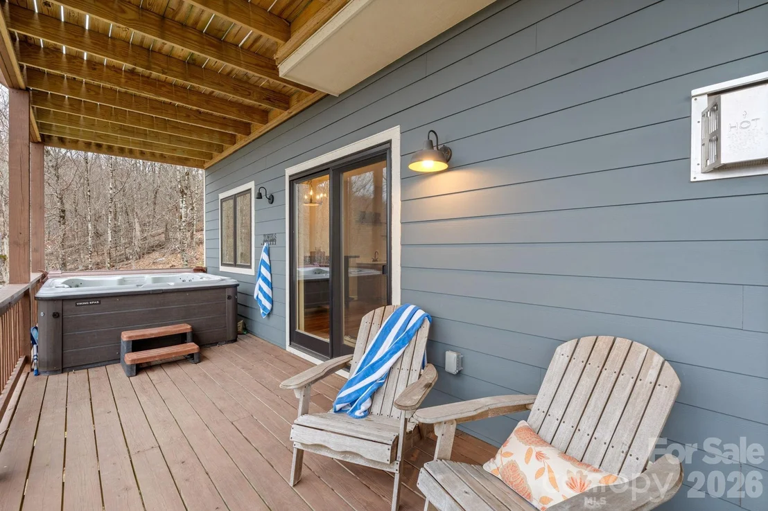 Photo of 94 Silver Fox Ridge