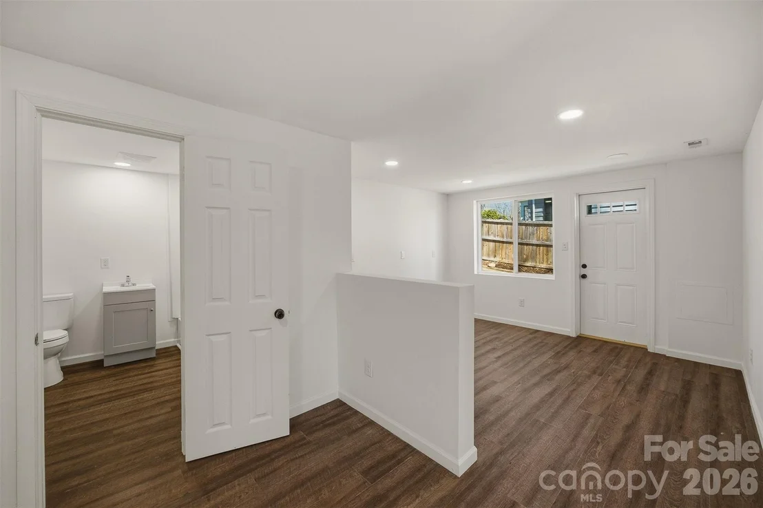 Photo of 223 W Park Drive