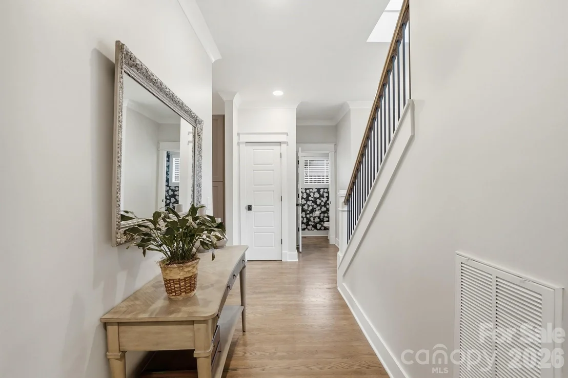 Photo of 2501 Marshall Place