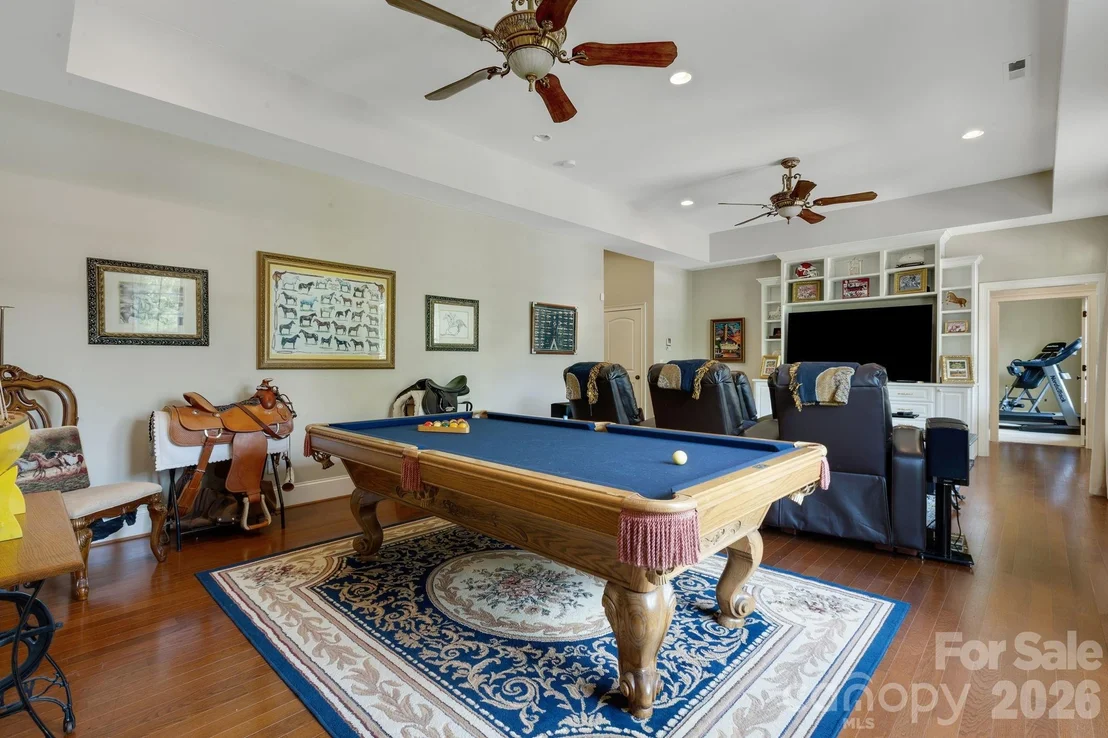 Photo of 340 Harrison Road