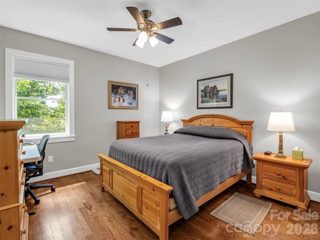 Photo of 930 Big Raven Lane