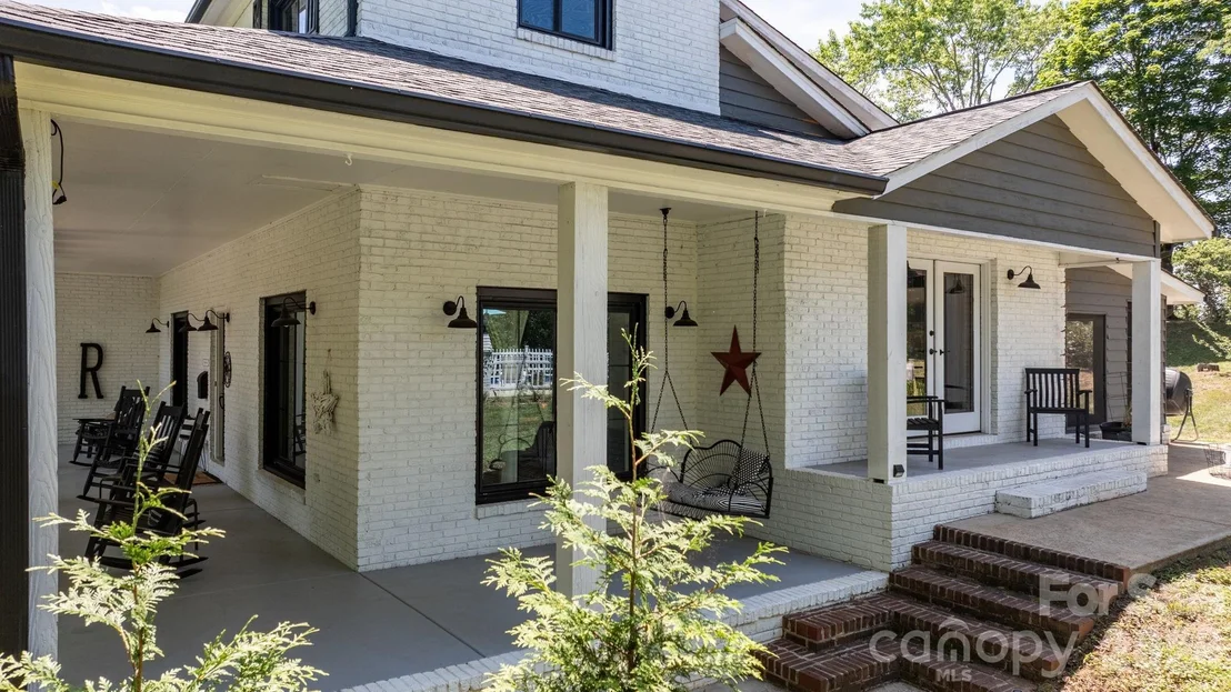 Photo of 1314 Shirebourn Drive