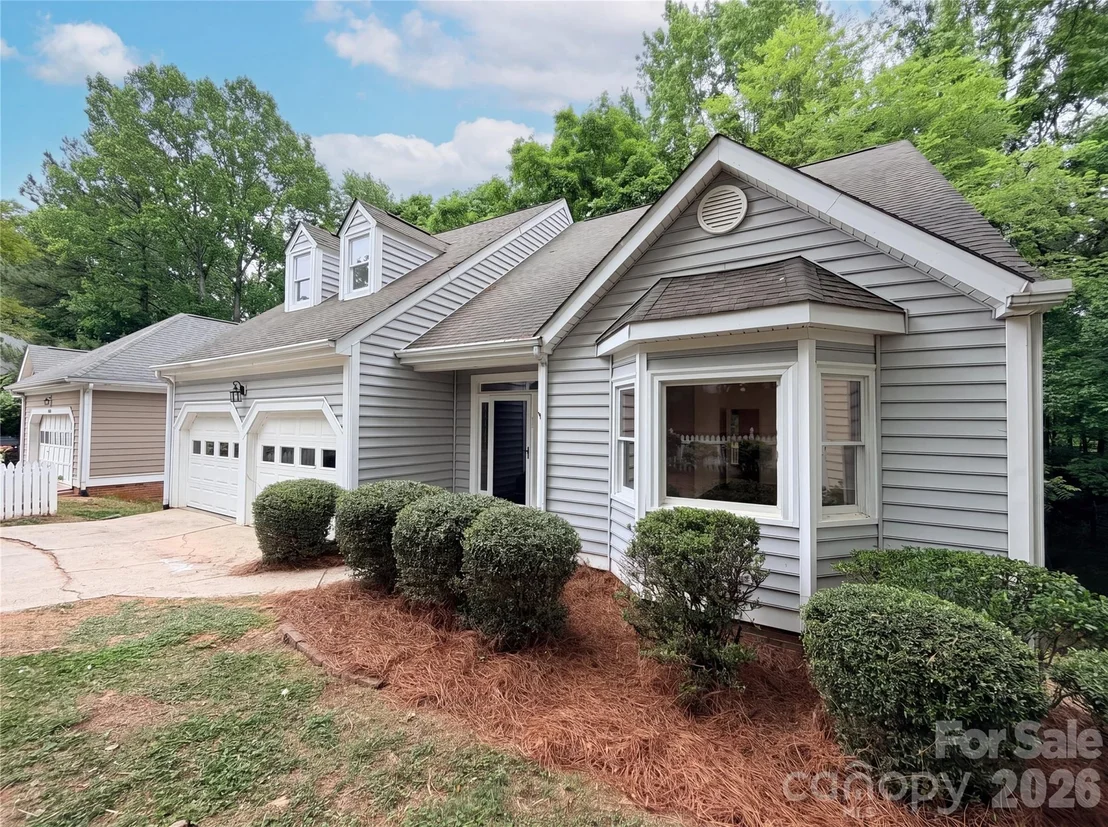 Photo of 5908 Bookbinders Lane
