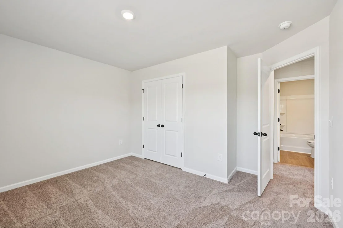 Photo of 818 Willow Estates Drive
