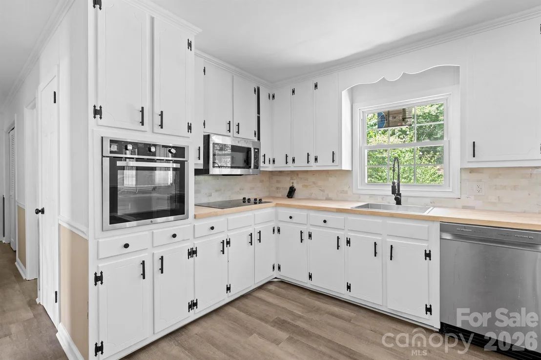Photo of 755 Cumberland Circle