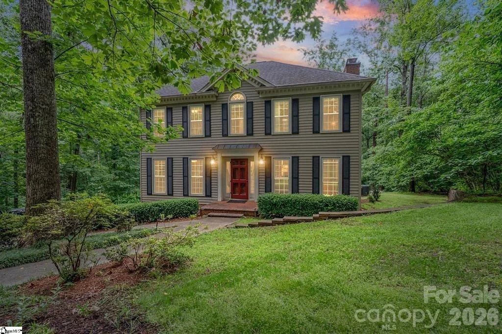 Photo of 219 Westchester Way