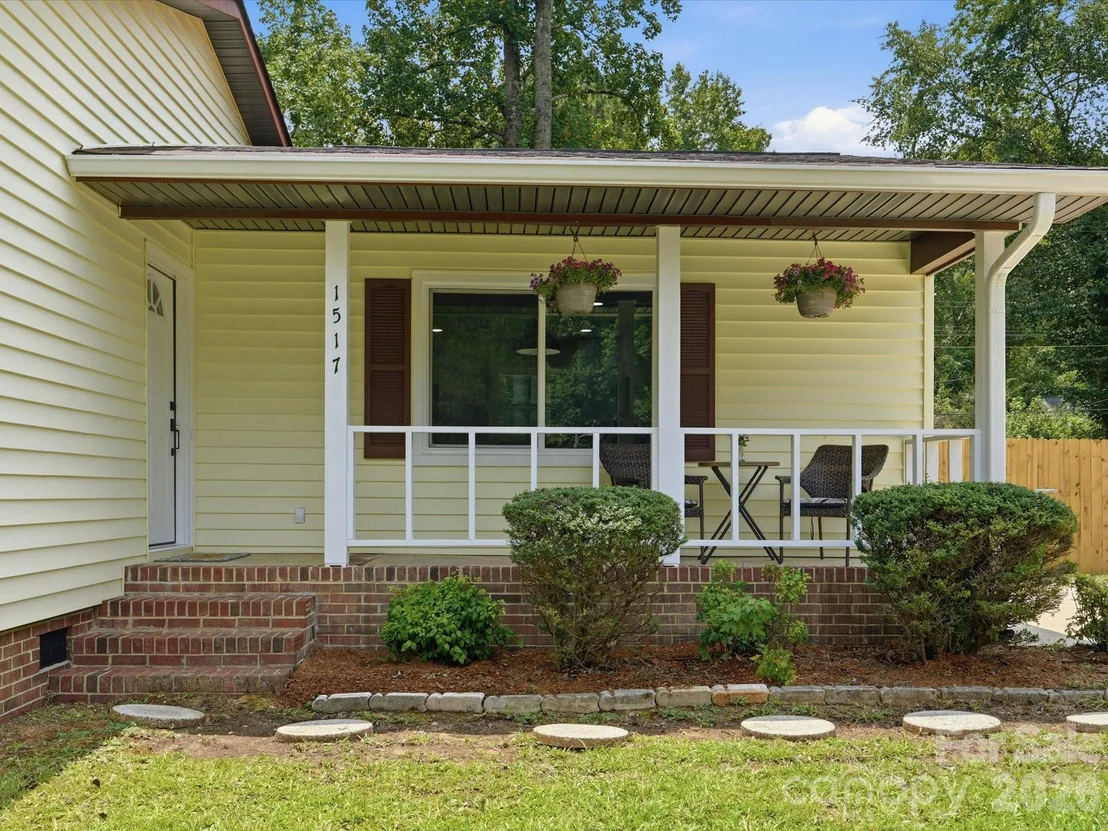 Photo of 1517 Chandler Place