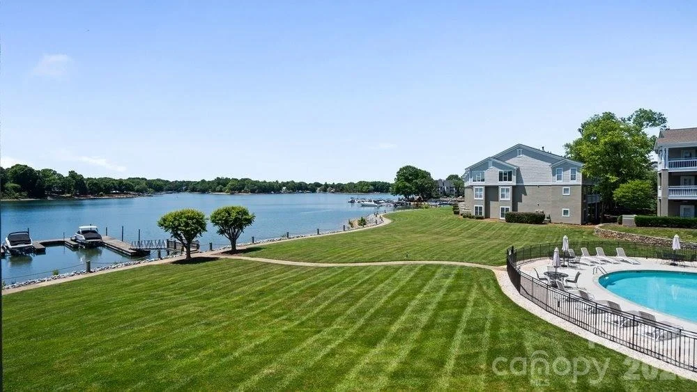 Photo of Unit 29 at 1338 Torrence Circle