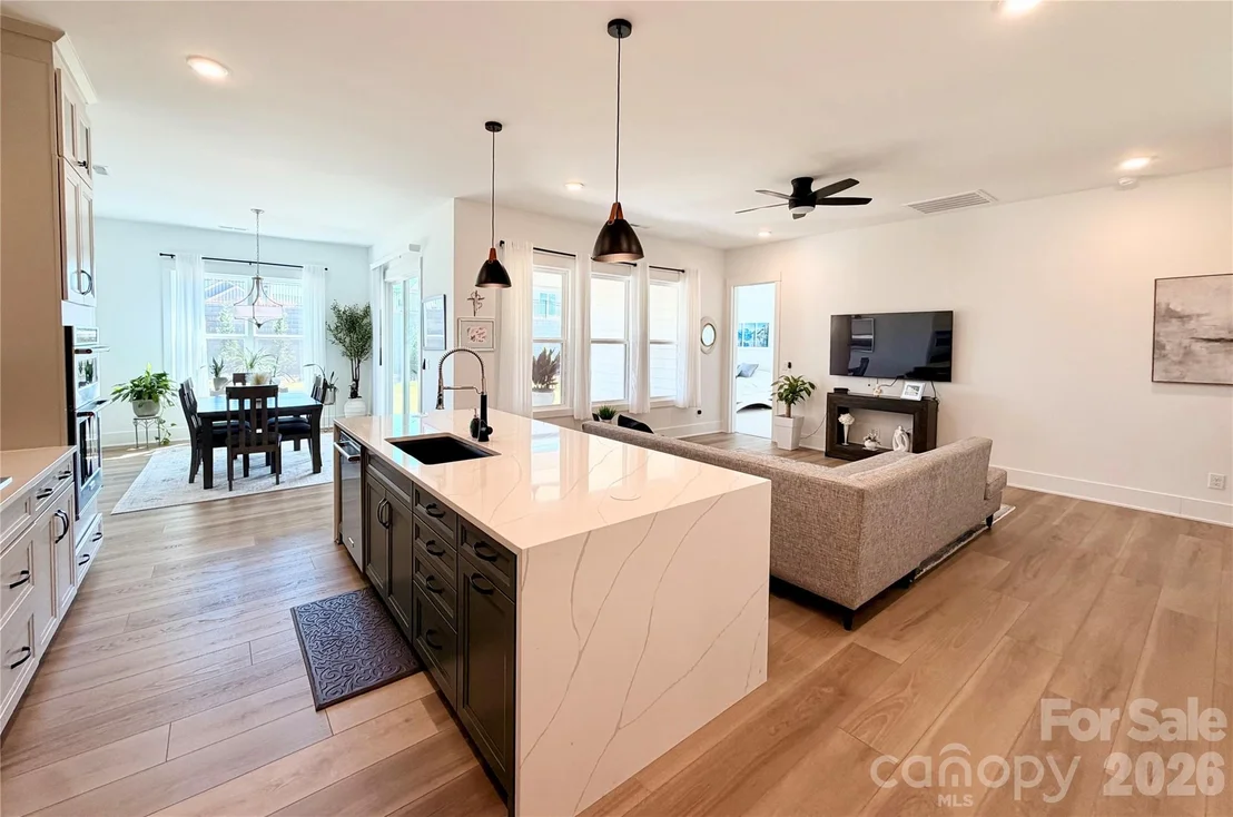 Photo of 1061 Pinecone Avenue