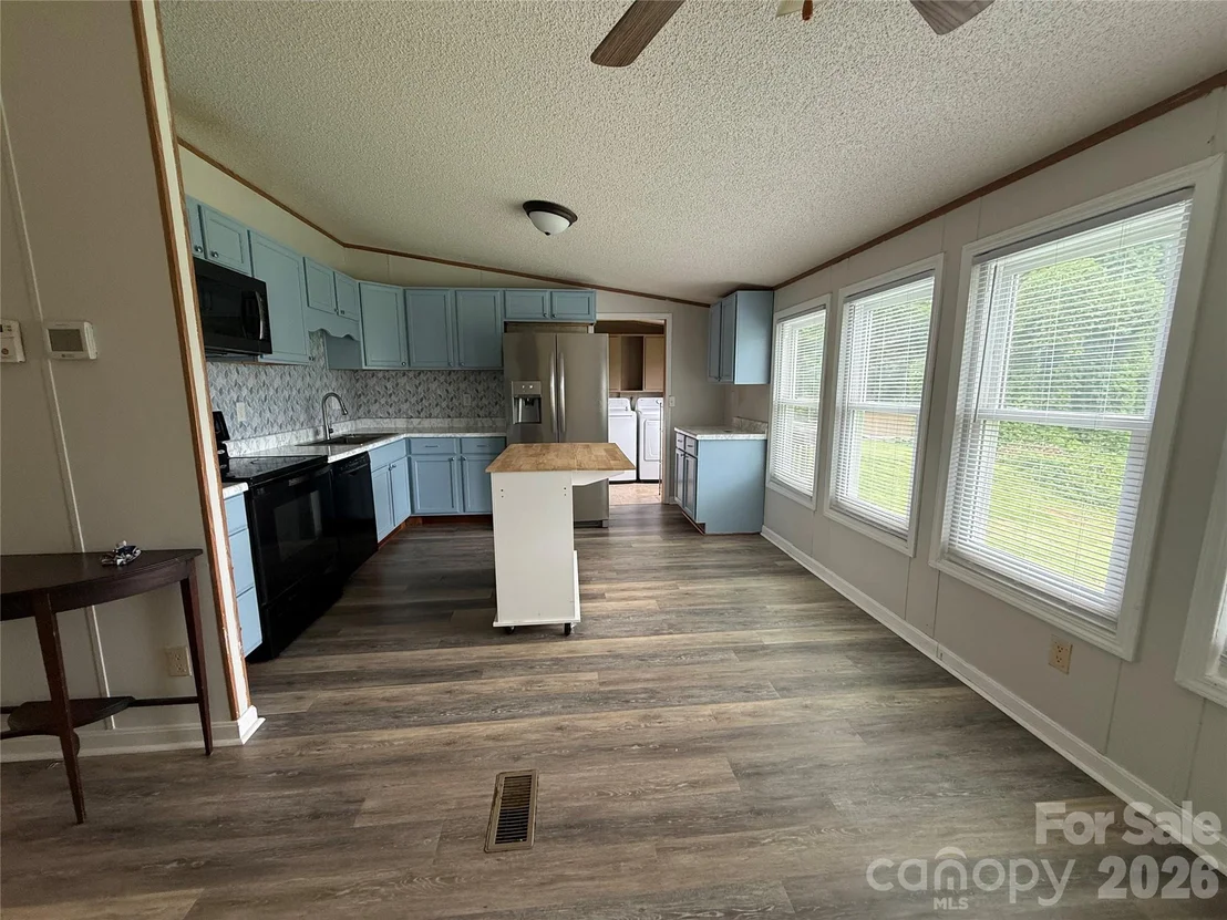 Photo of 1730 NC 126 Road