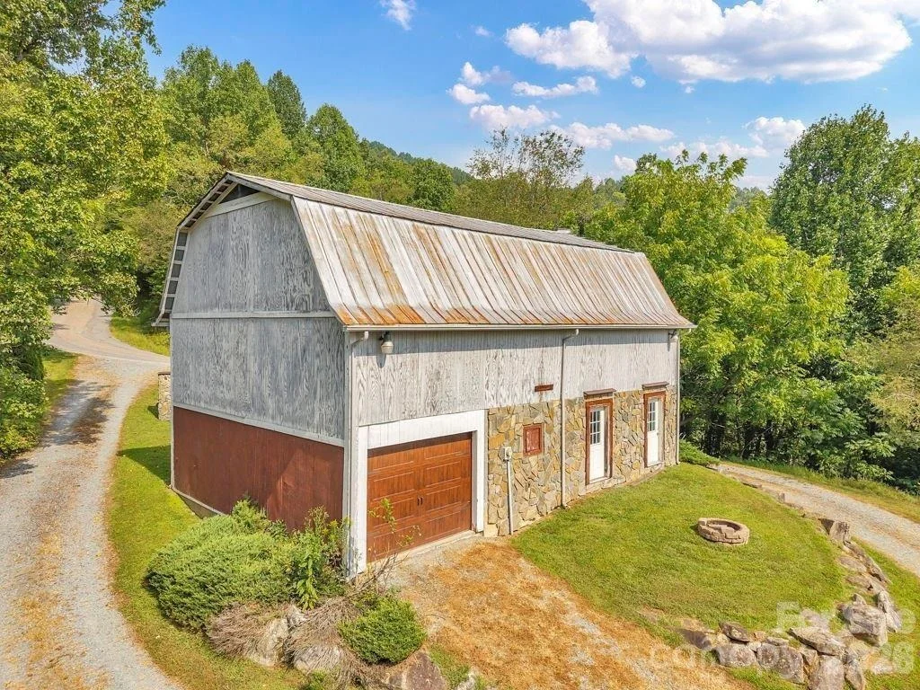 Photo of 501 John Ward Road
