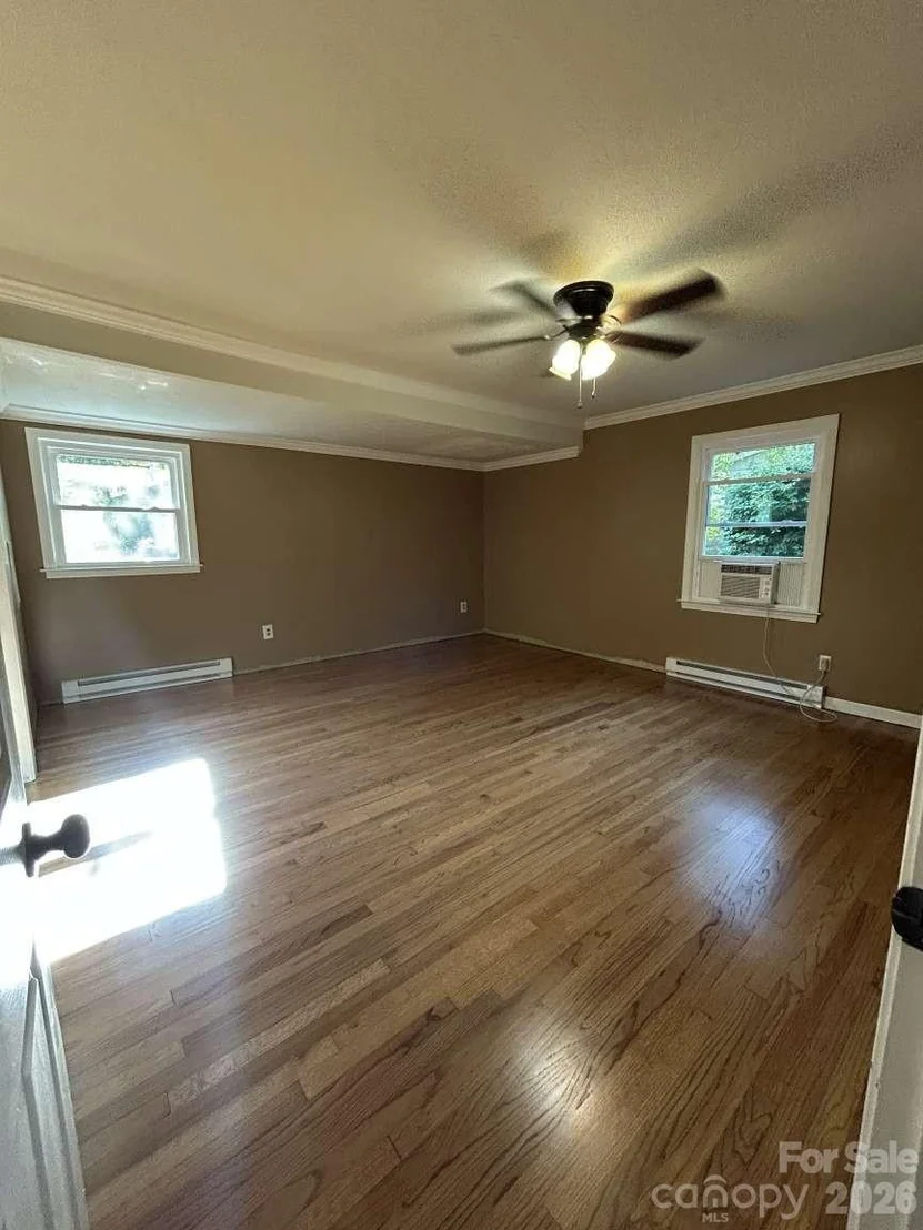Photo of 1225 Pinebrook Circle