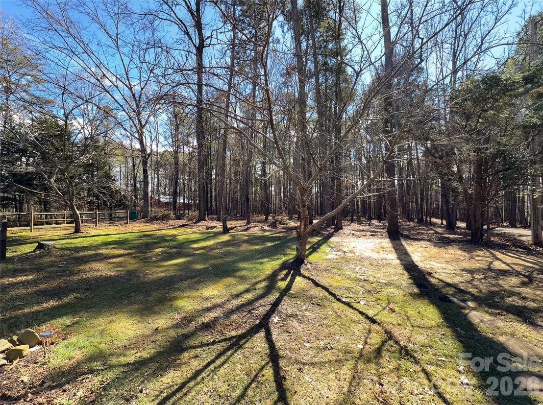 Photo of 16138 Substation Road