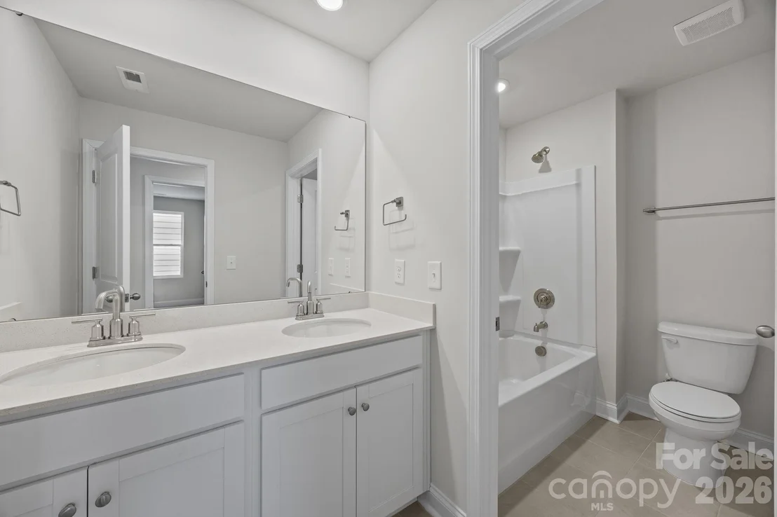 Photo of 5061 Puddle Pond Road