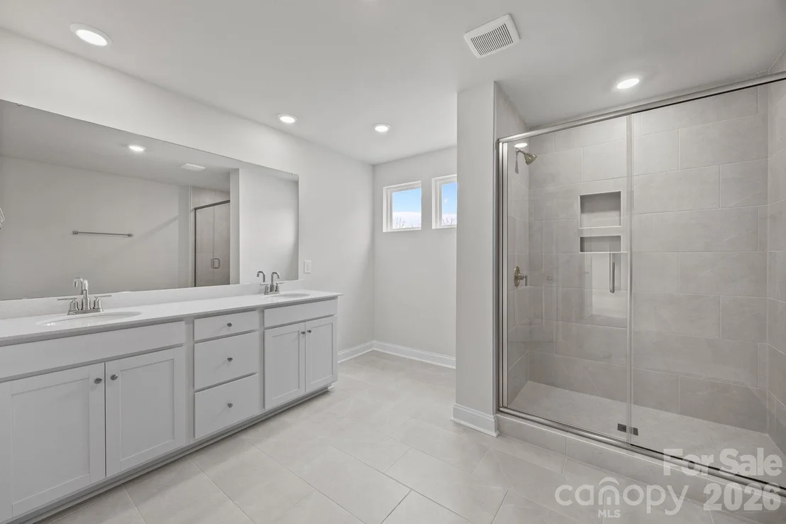 Photo of 5061 Puddle Pond Road