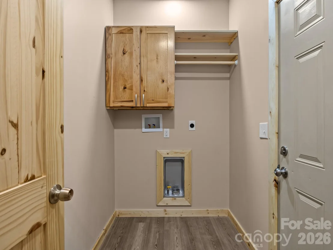 Photo of 225 Aurora Lane