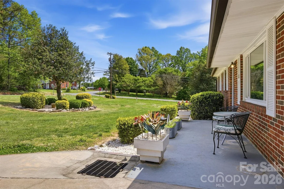 Photo of 101 Regina Drive