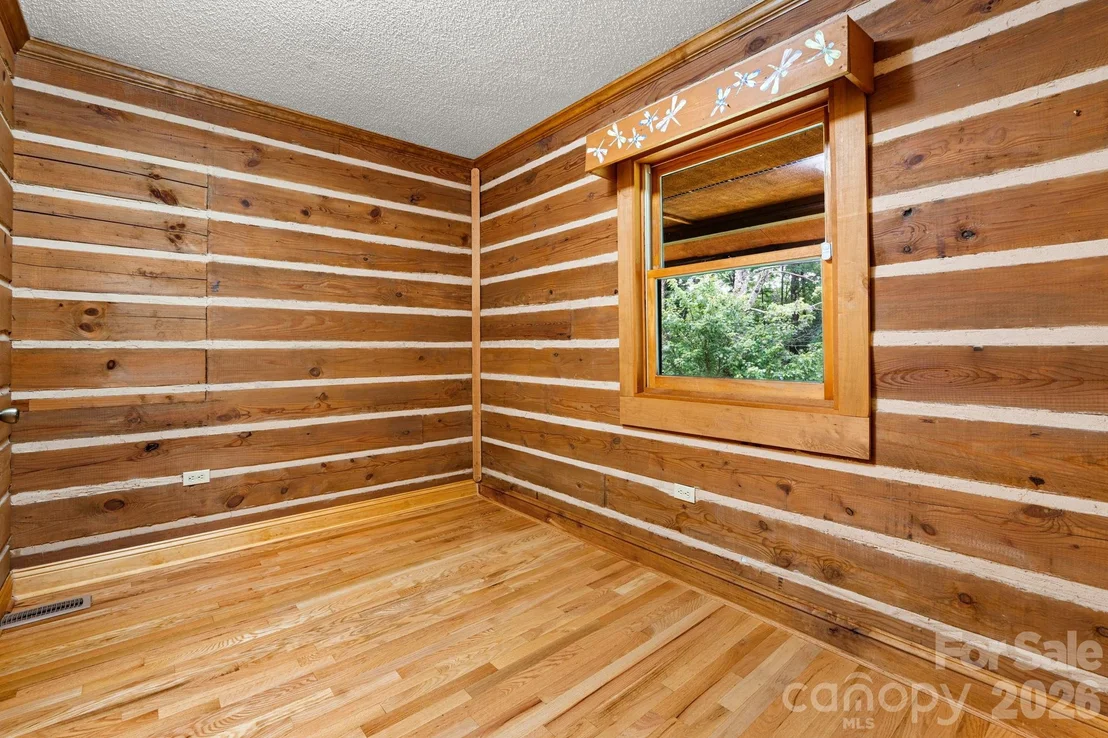 Photo of 633 Wilson Lane
