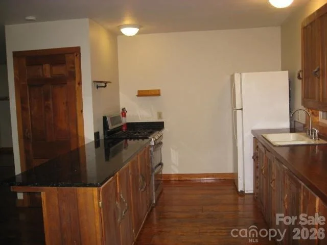 Photo of 409 Arrowood Road