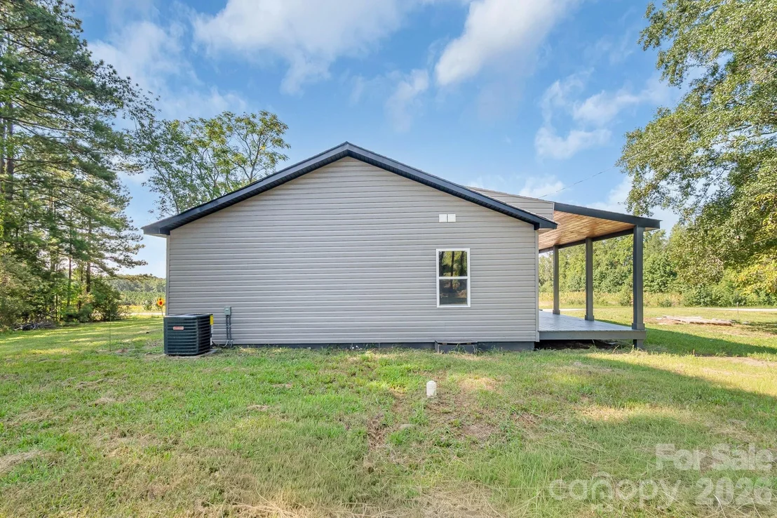 Photo of 500 Gregory Road