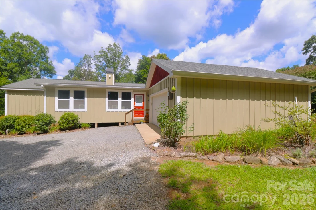 Photo of 141 Owl Haven Lane