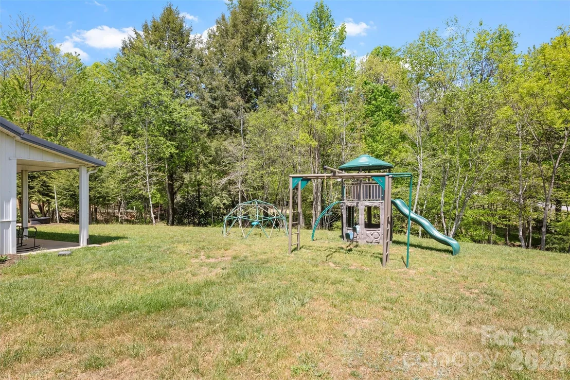 Photo of 233 Arcadia Falls Way