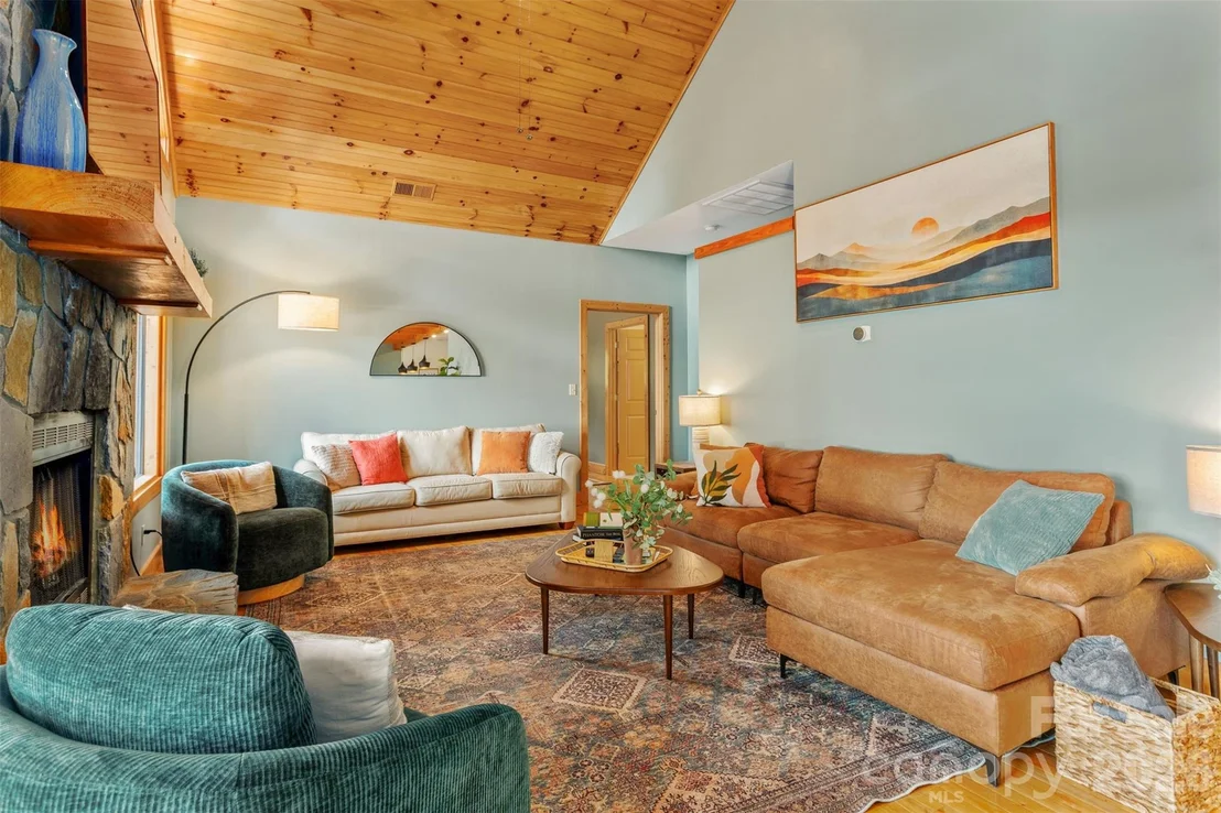 Photo of 3182 El Miner Drive
