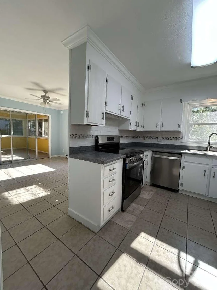 Photo of 1225 Pinebrook Circle