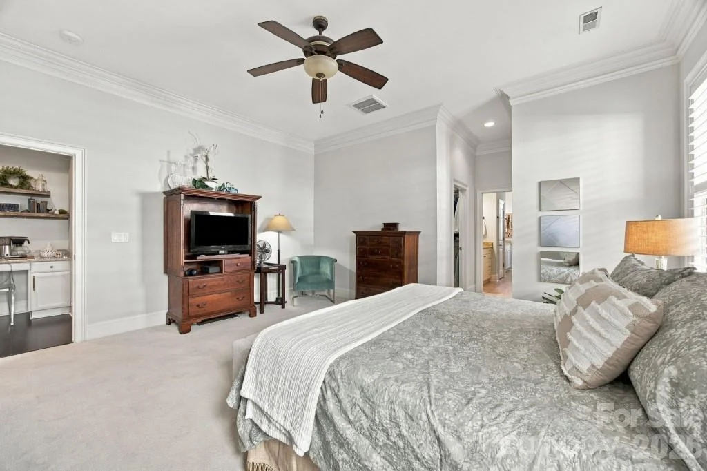 Photo of 720 Loretto Lane