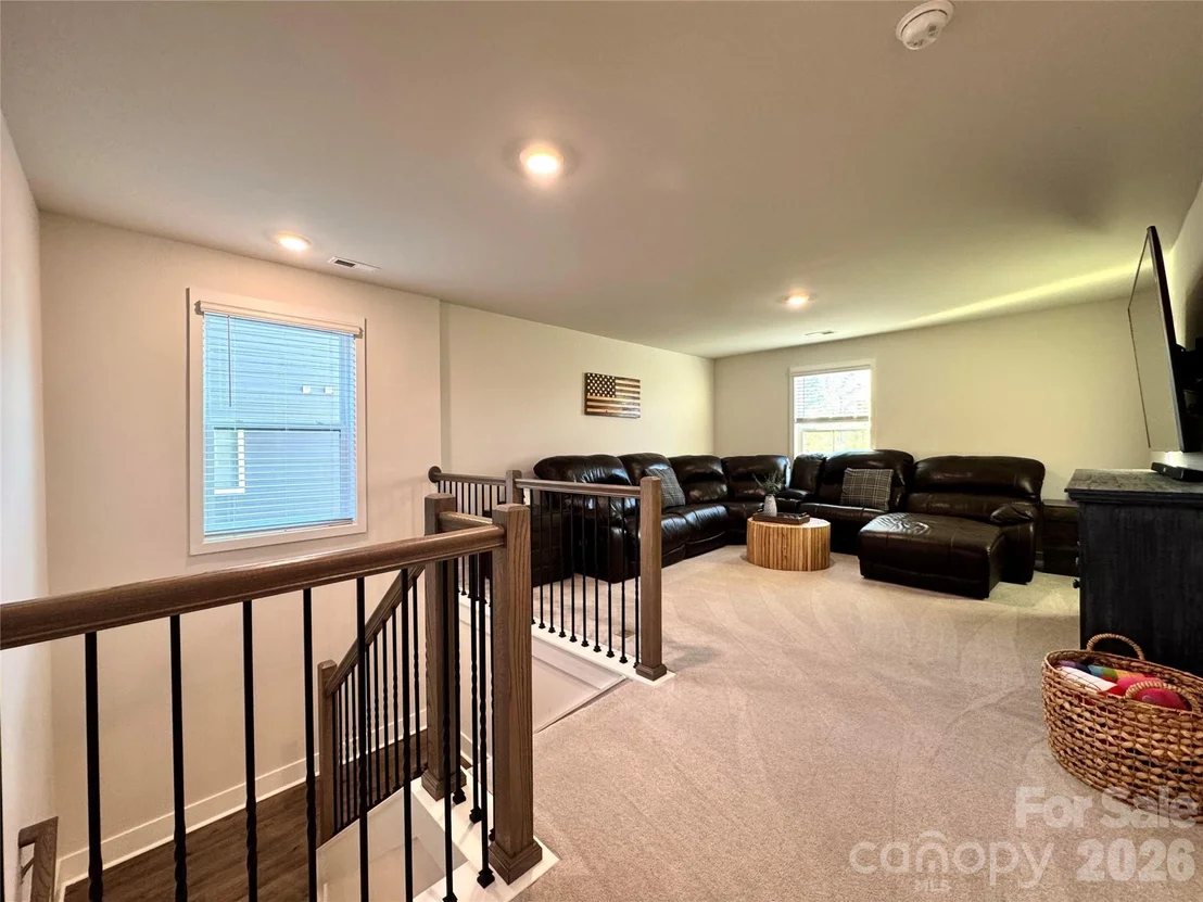 Photo of 351 Miramar Drive