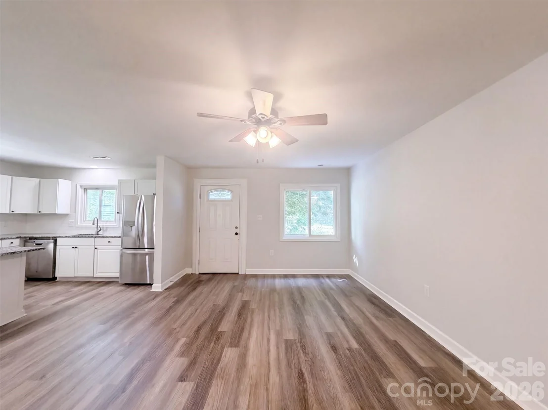 Photo of 131 Highland Point Avenue