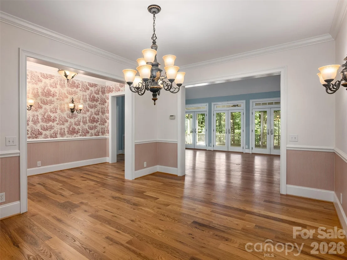 Photo of 620 N Highland Road