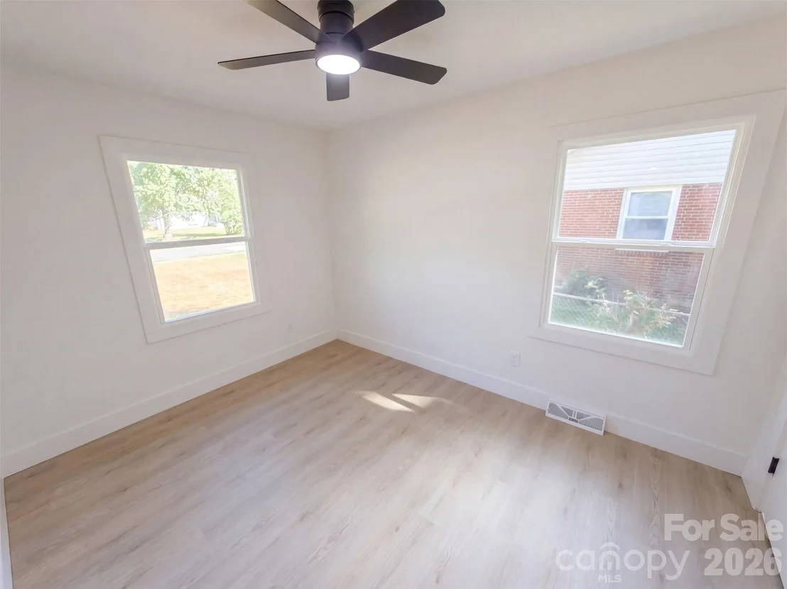 Photo of 4200 Abbeydale Drive