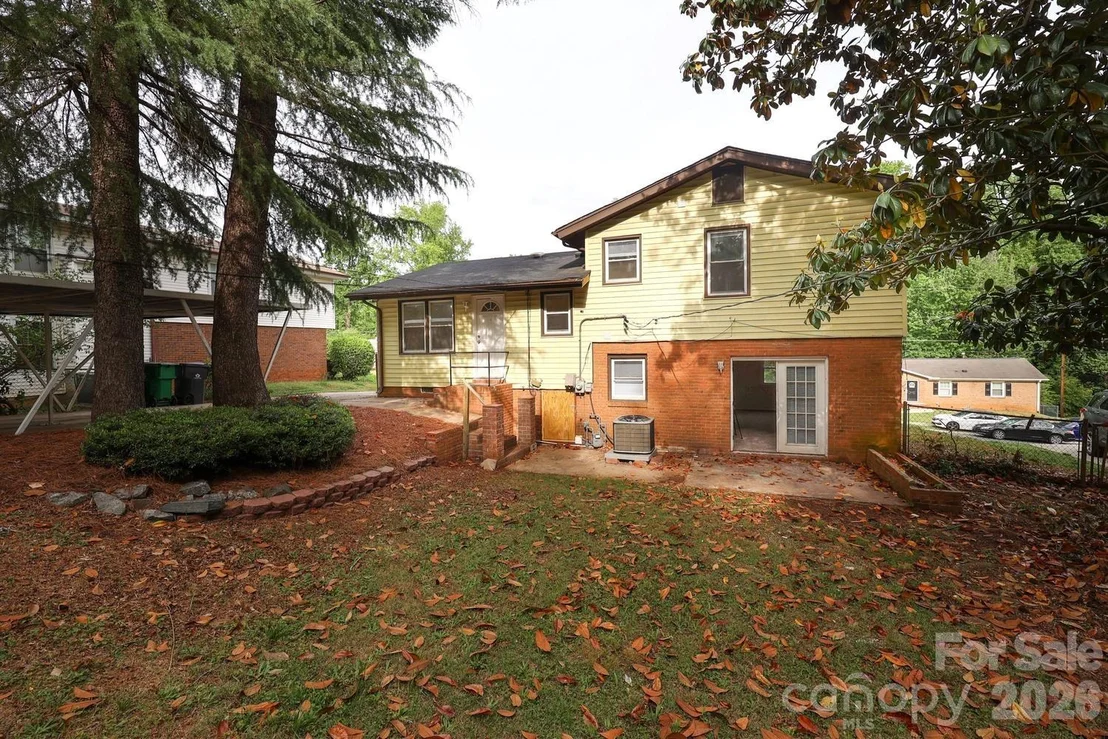 Photo of 5001 Springview Road